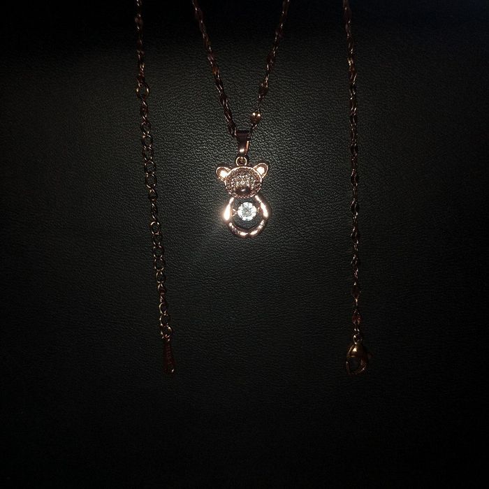 Цепочка біжутерія з ведмежатком та камінцем