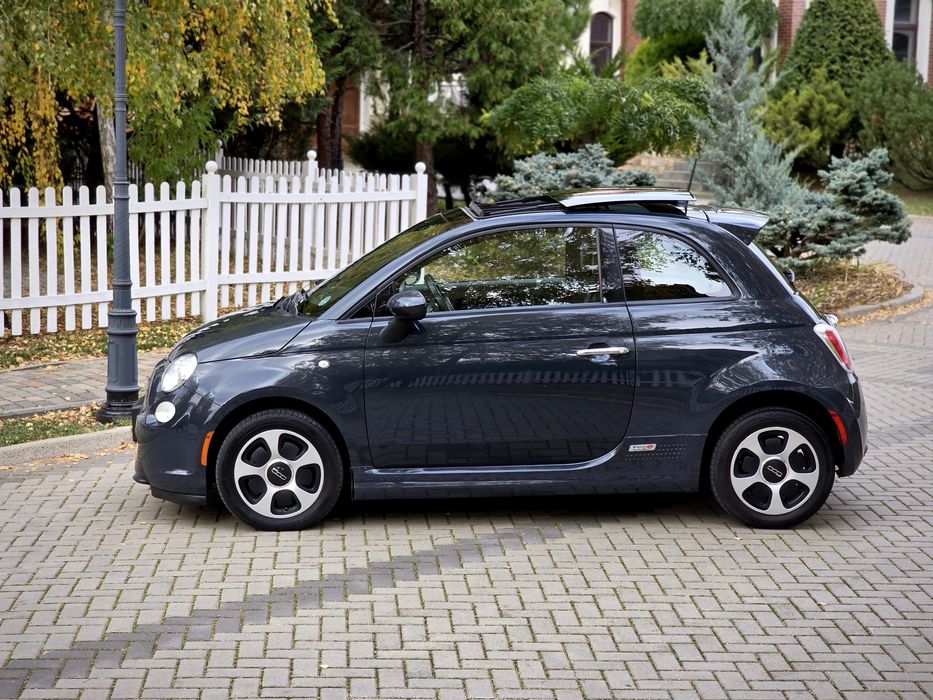 Авто Fiat 500e 2017