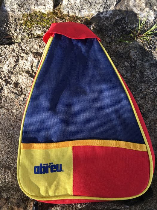 Sacos/mochilas/lancheiras variados com publicidade estampada