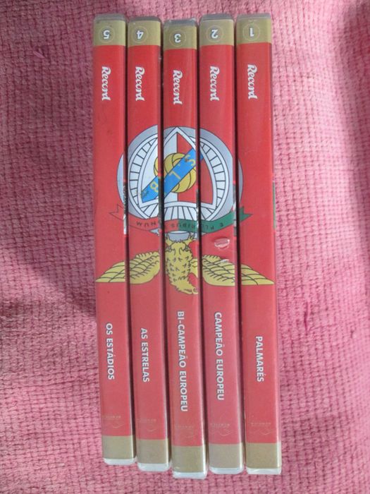 Os grandes momentos da História do Benfica em 5 DVDs