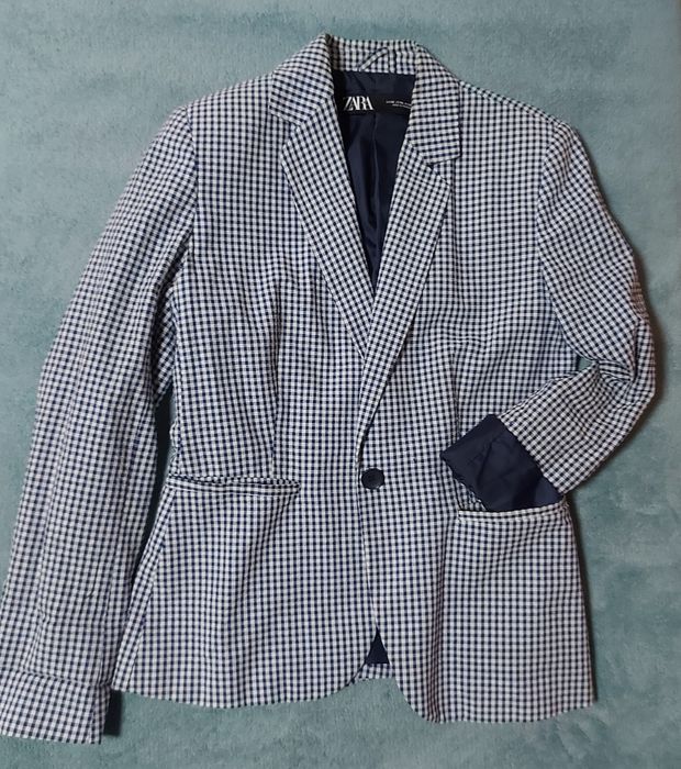 Пиджак ZARA  р. 38