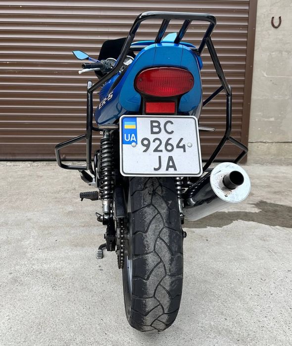 Kawasaki er 5 500