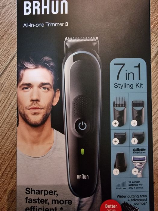 Máquina de cortar a barba e cabelo ,nova nunca utilizada