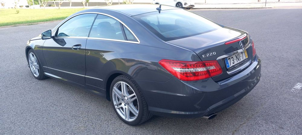 Mercedes E220 Coupé — photo 3