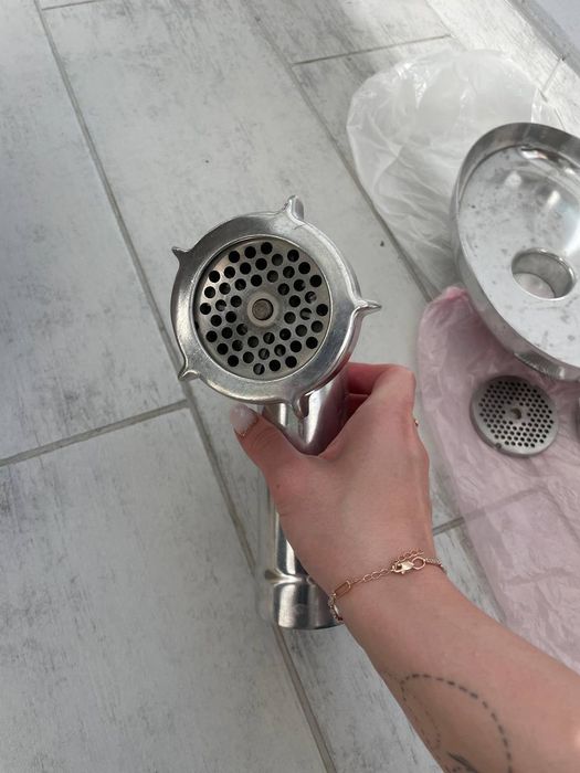 М'ясорубка Magio