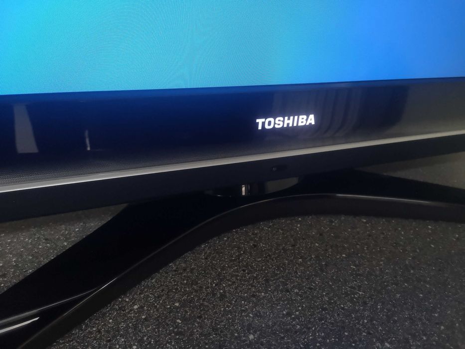 TOSHIBA REGZA 37cali-4 HDMI,USB,EURO,nowy pilot-piękny.