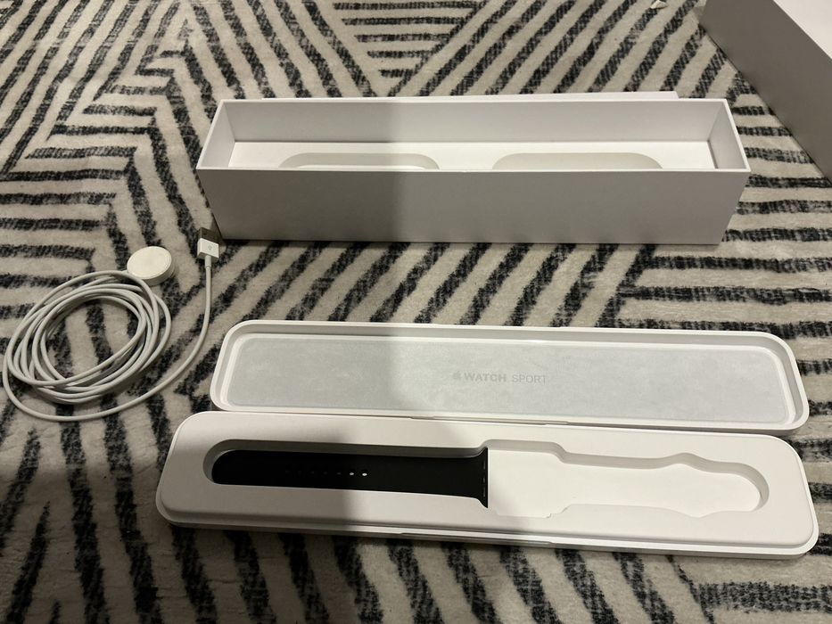 APPLE Watch 1 gen A1554 czarny sport 42mm