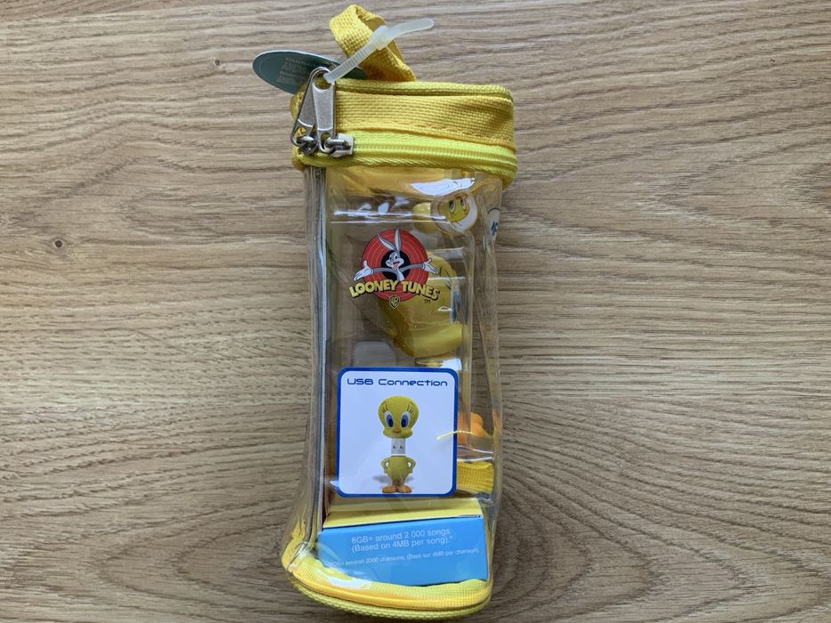 Looney Tunes KOLEKCIONERSKI odtwarzacz Emtec MP3 player 8gb. 2000 ut