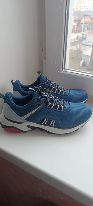 Кросівки чоловічі нові HIGHLAND CREEK 41 розмір