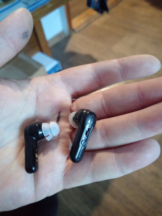 Слуховой аппарат в виде наушников