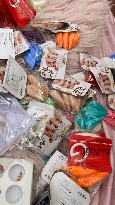 gel ,vernizes ,unhas, máquina