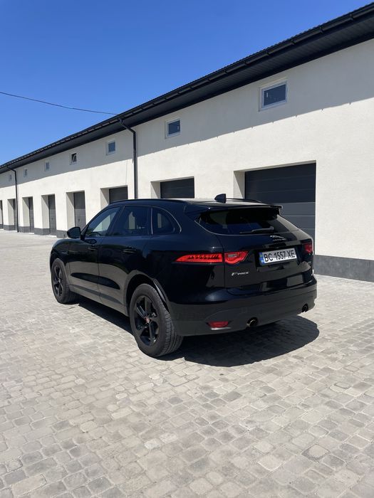 Jaguar F-pace 2020р 2.0бензин