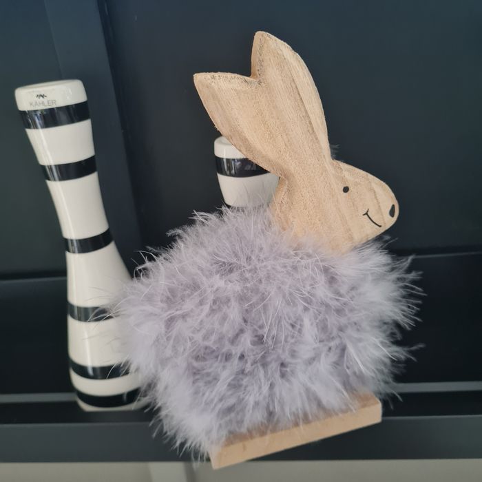 Kik Figurka zając królik szare futerko drewno
