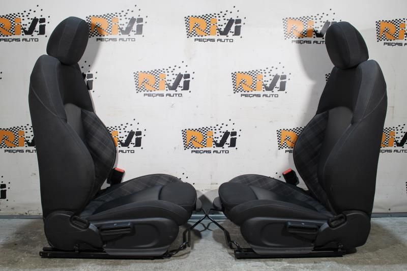 Bancos MINI Cooper de 5 Portas F55 em Pele e Tecido com Quartelas