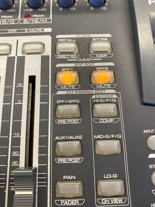 Fostex VF-16 mesa mistura / gravador multi-pistas digital