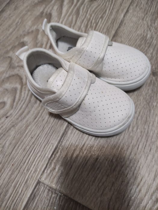 Мокасини на дівчинку.р 20-21 В гарному стані.