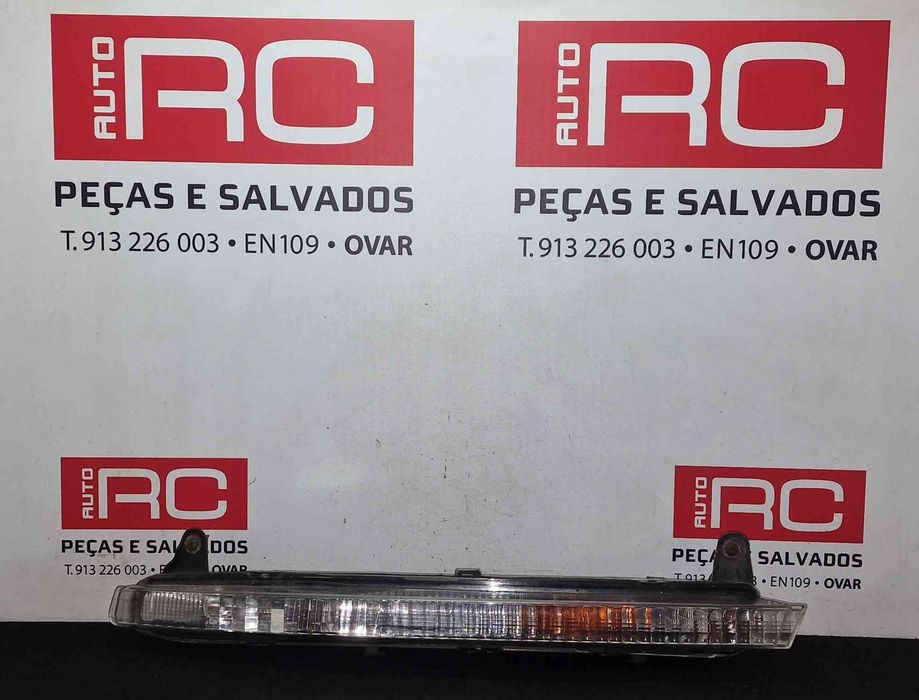 Pisca Frente Esquerdo 89313115 - AUDI Q7