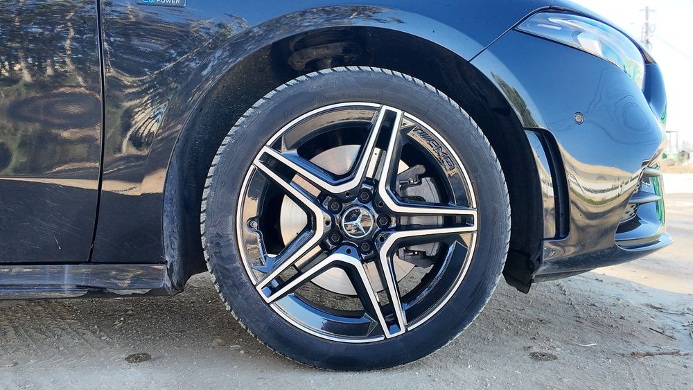 Mercedes Benz A250E