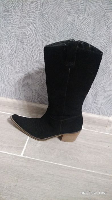 Продам сапоги казаки замш демисезон