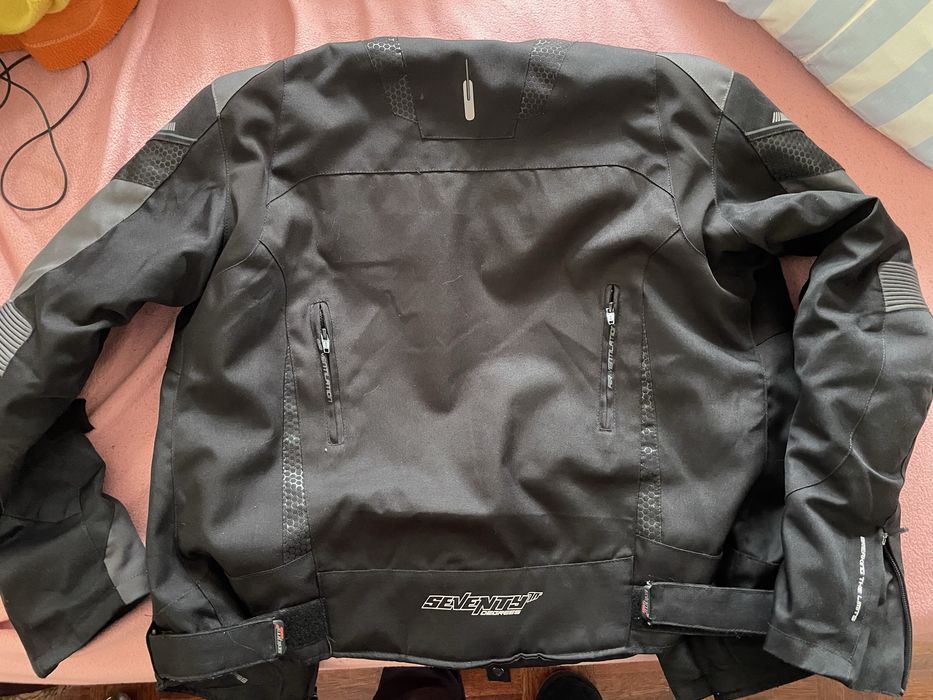 Casaco motard semi novo