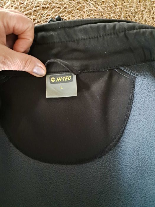 Sprzedam bluzę HI-TEC