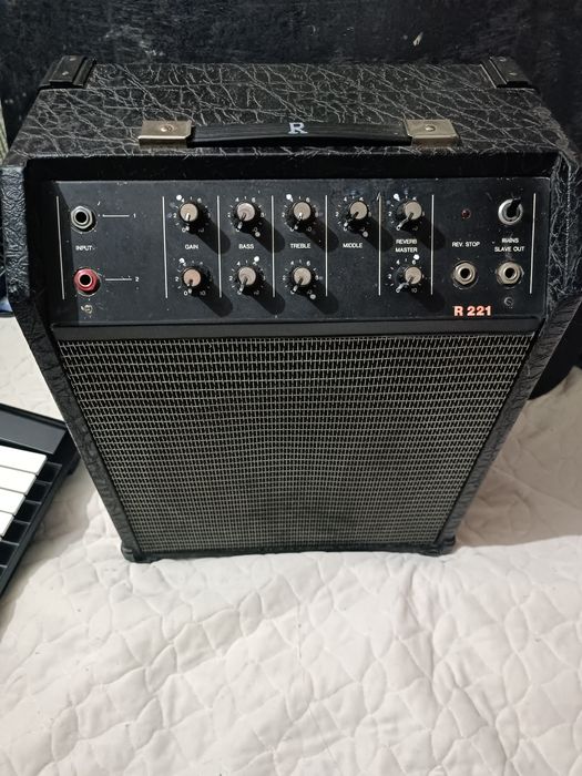 Комбік GDR,  гітара, вокал, клавішні,