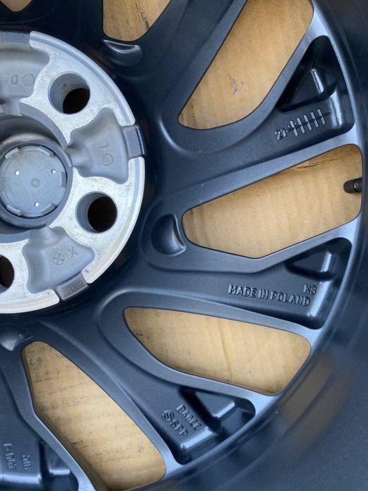 Диск новий 1шт R20 5x120 Land Rover Discovery MY42-1007-GA