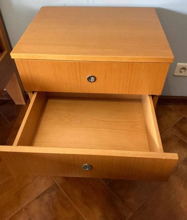 Vendo duas camas em excelente estado