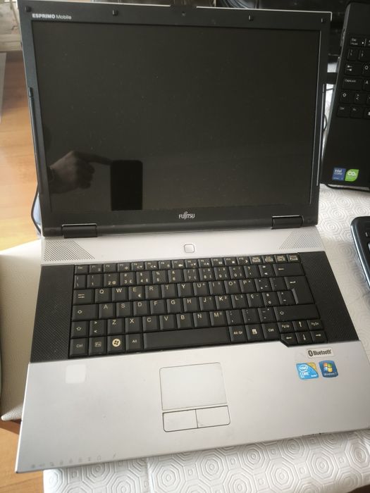 Fujitsu Esprimo V6555