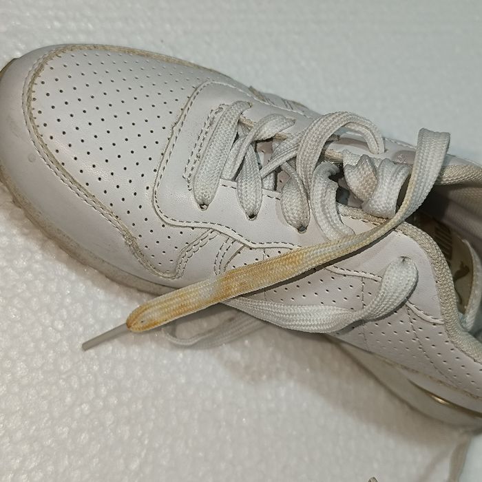 Sapatilhas Brancas Senhora tamanho 37