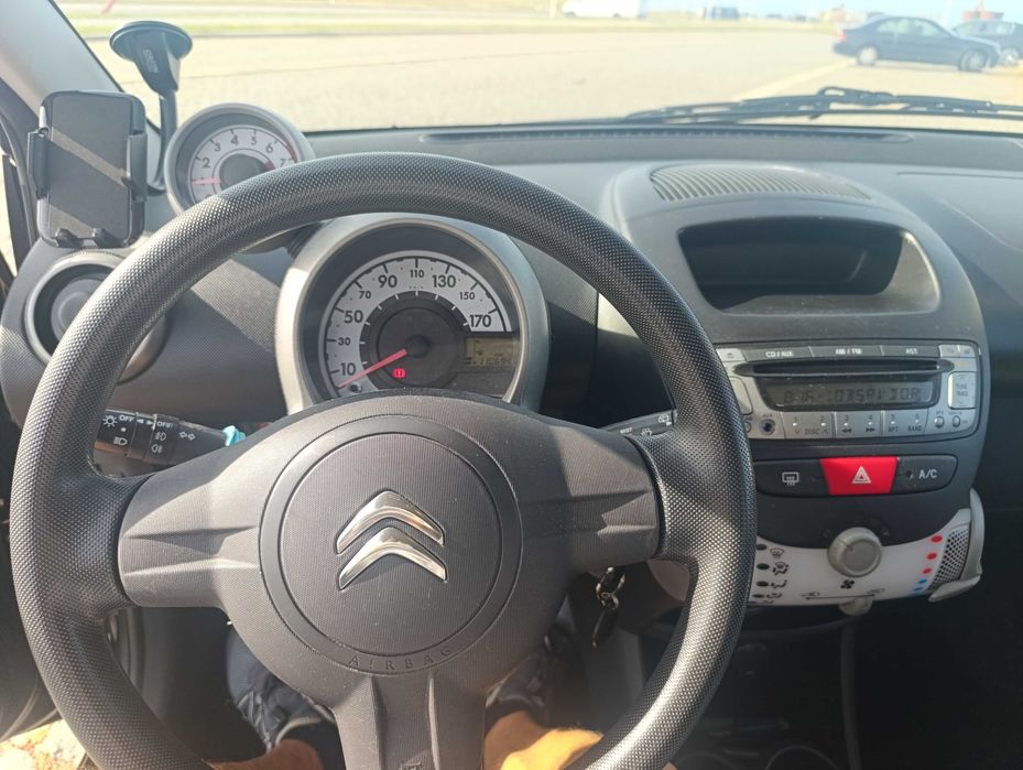 CITROEN C1 - 1.0 70 Attraction - Económico e fiável