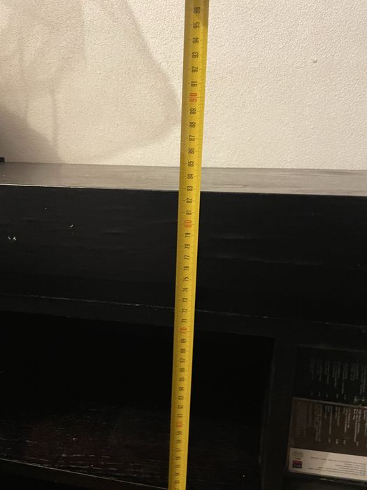 Aparador de madeira preto