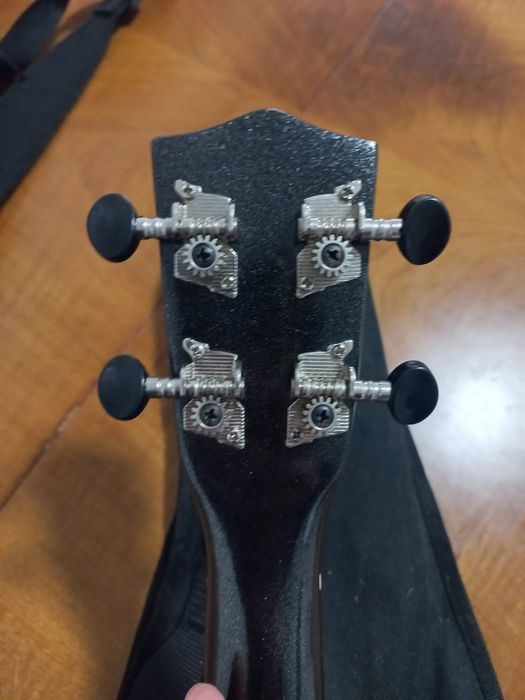 Ukulele Stag Preto