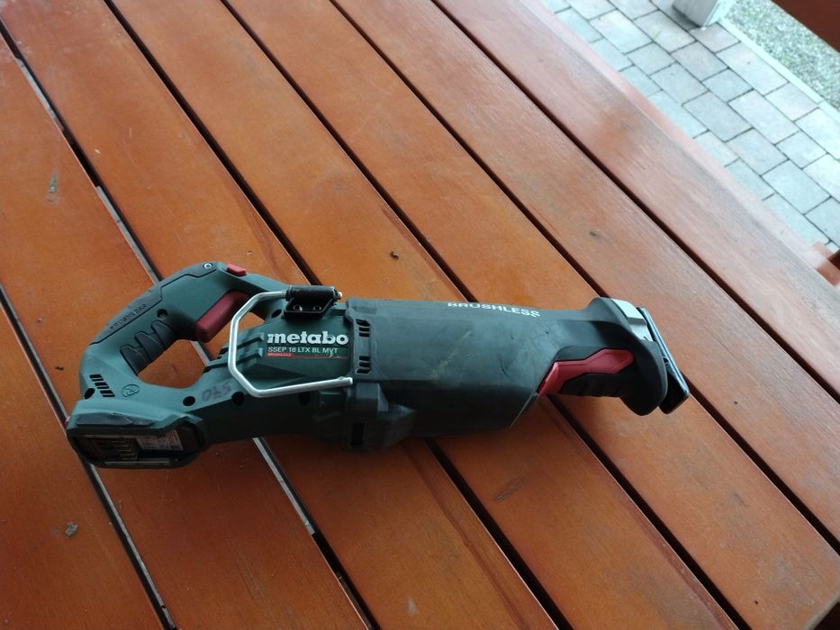 Lisica Metabo na baterie