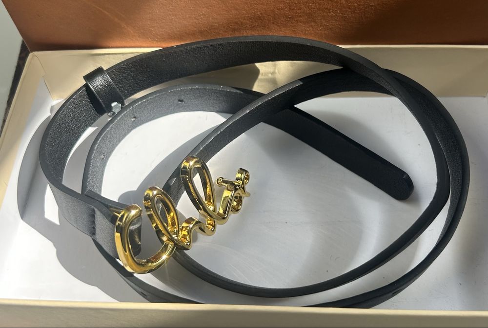 Elegancki nowy pasek