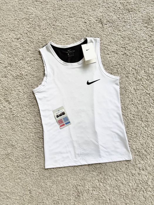 Компрессионная майка Nike Pro