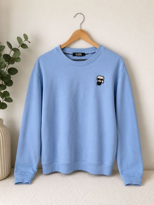 Bluza karla w kolorze jasno niebieskim rozmiar m