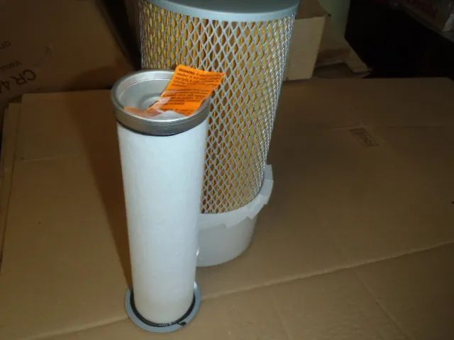 filtr powietrza duży mały  BOBCAT kubota seria 400 500 700 753 763 S 100 150 185 800 X E A