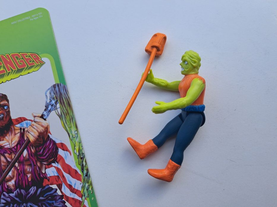 TROMA The Toxic Avenger figura de acção + máscara action figure mask