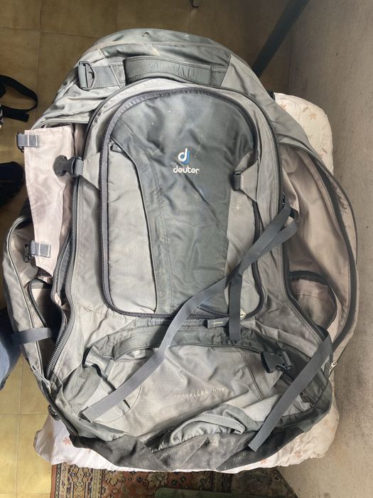 Mochila Deuter Traveller 70+10