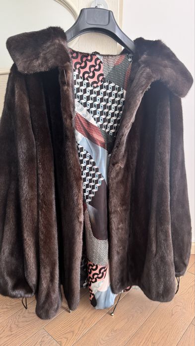 Шуба норкова коричнева