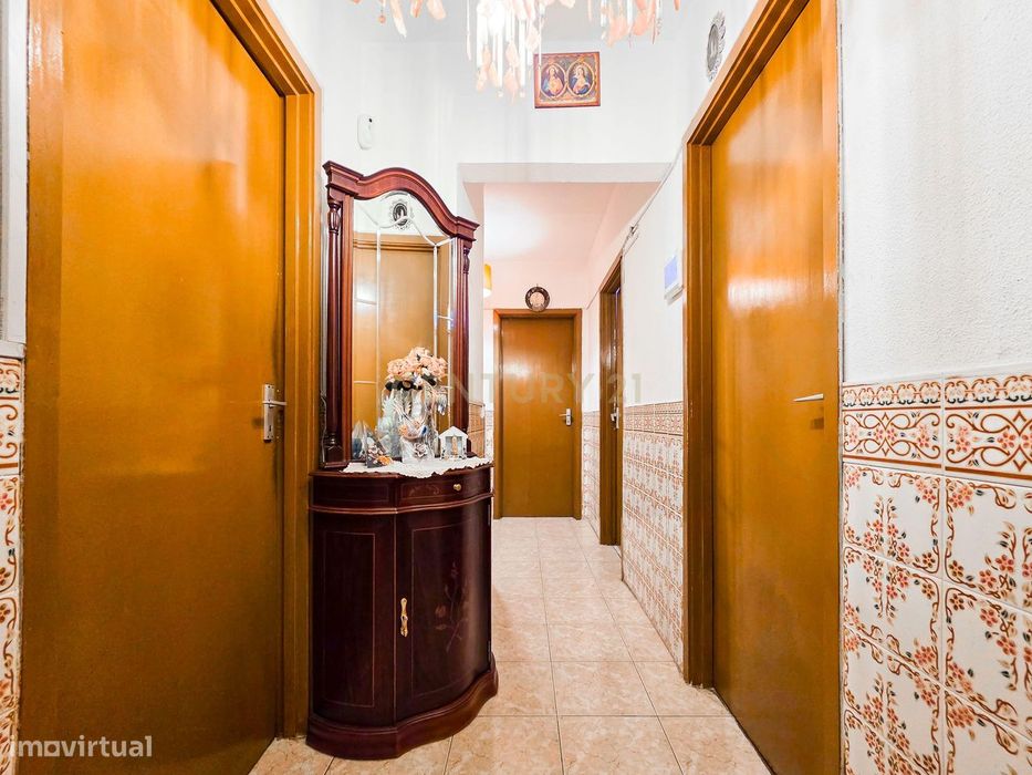 Excelente oportunidade! Apartamento T3 Vale da Amoreira — Baixa Da Banheira E Vale Da Amoreira, Setúbal