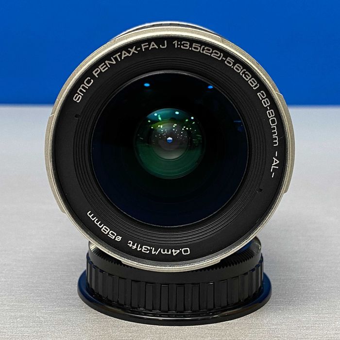 Pentax-FA J 28-80mm f/3.5-5.6 SMC