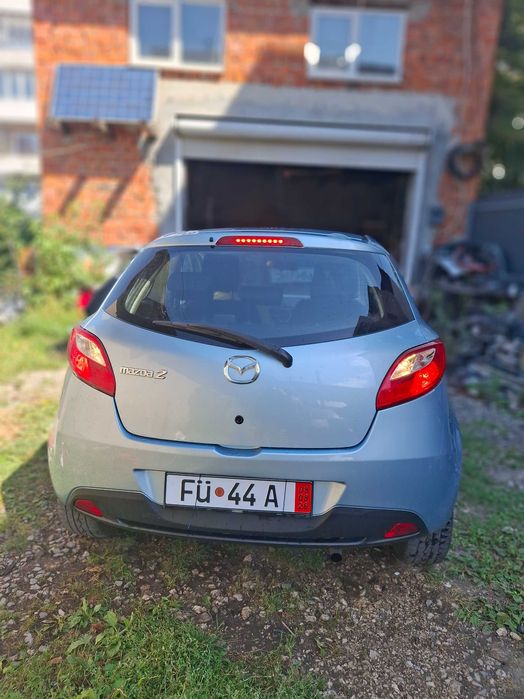 Продам авто Mazda 2 2008