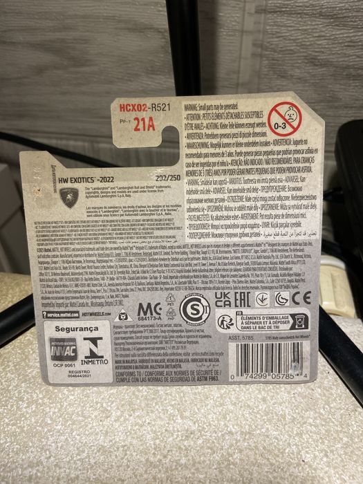 Lamborghini Miura SV 71’- HW Exotics 5/10 - Blue- HotWheel