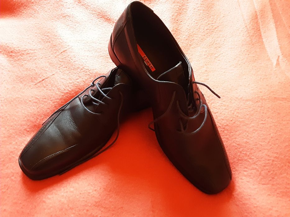 Чоловічі туфлі 43розмір шкіра,виробник Німеччина ф-а LLOYD