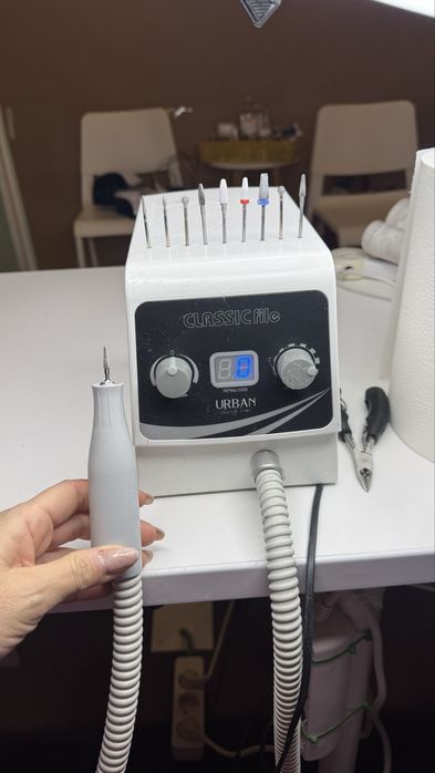 Equipamentos e produtos para manicure