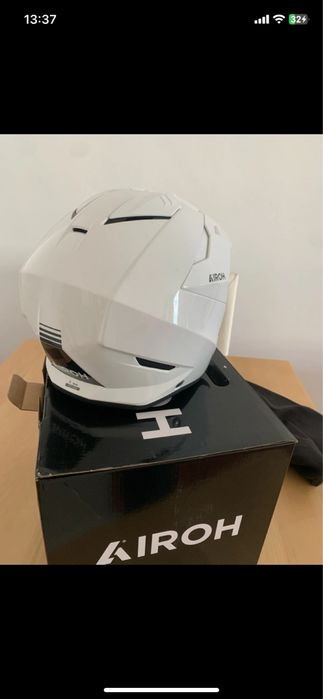 Capacete Airoh Novo