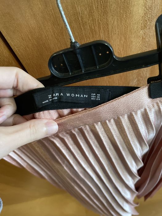 Saia plissada Zara XS