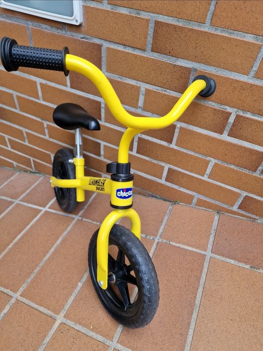 Chicco First Bike Bicicleta sem pedais